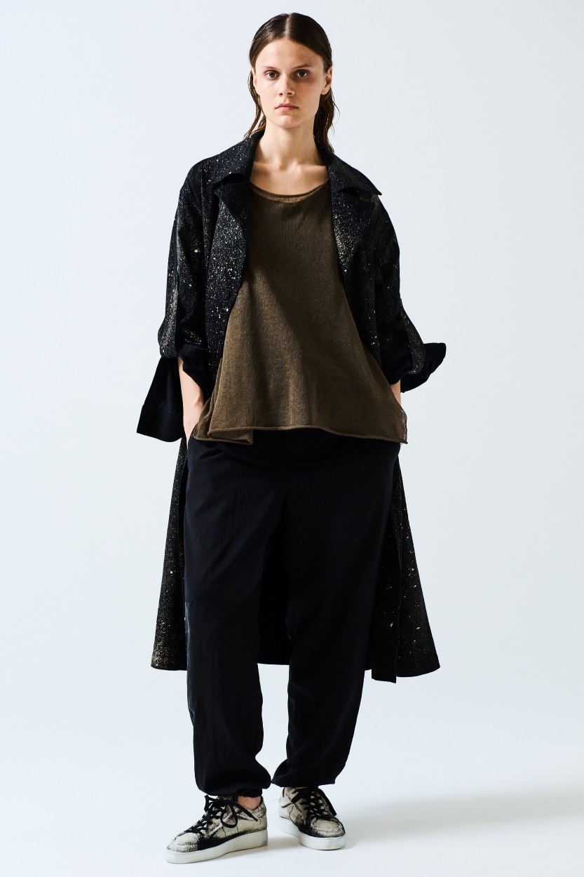 LOOK 27