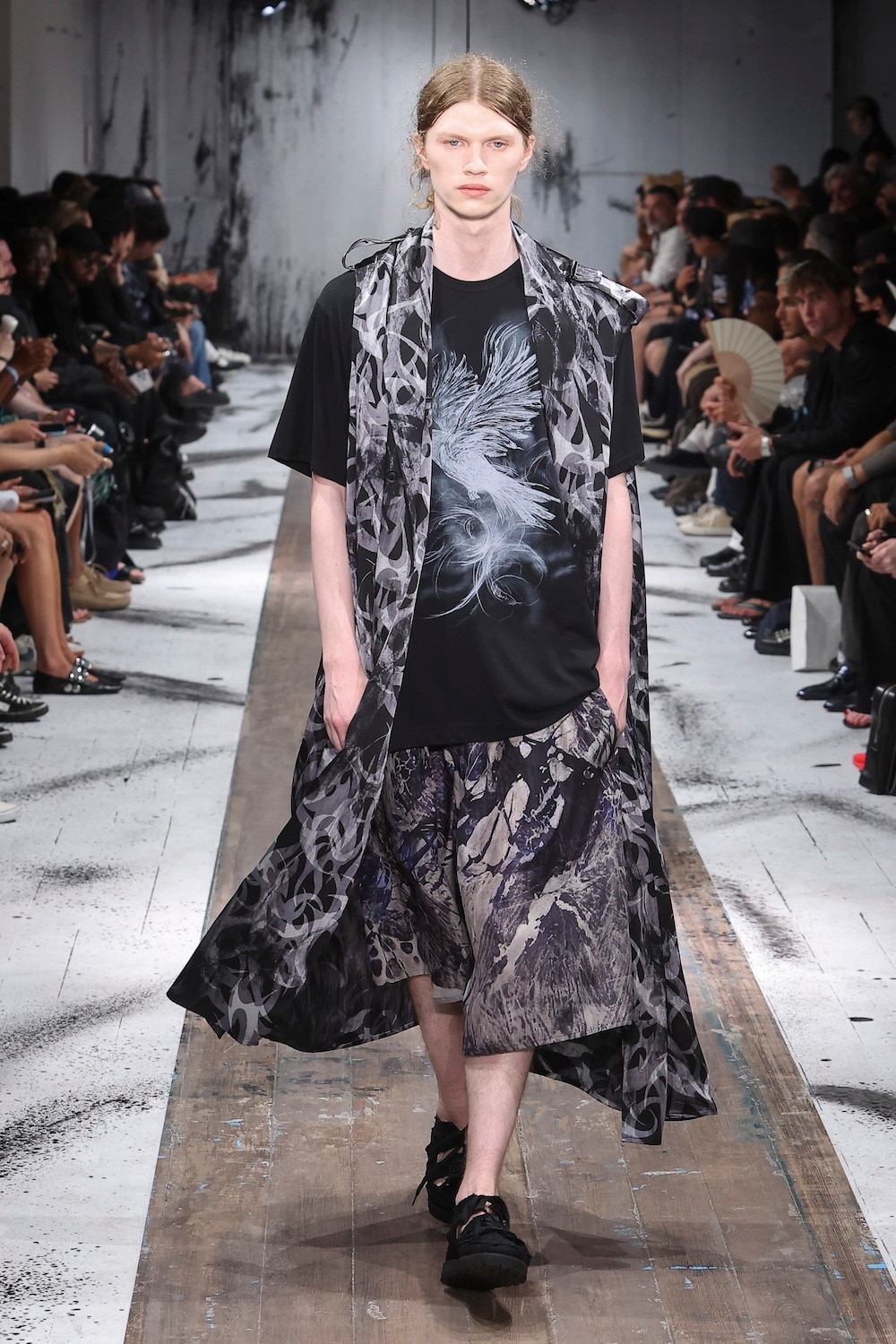 LOOK 07