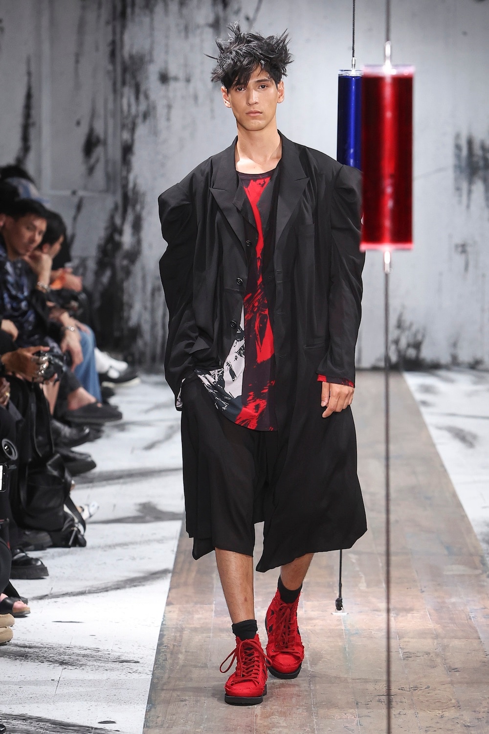 LOOK 13