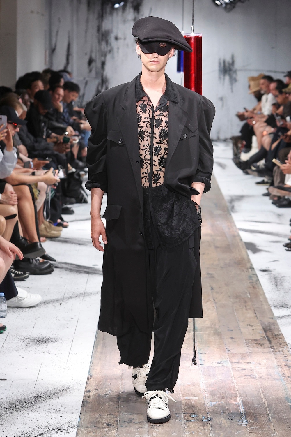 LOOK 16