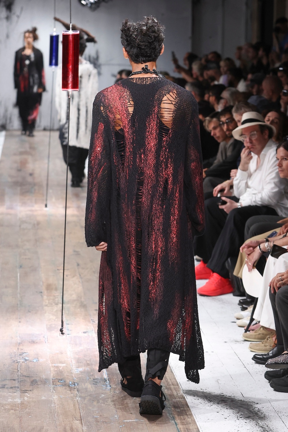 LOOK 30