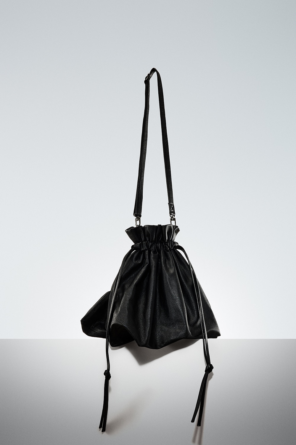 LOOK 05