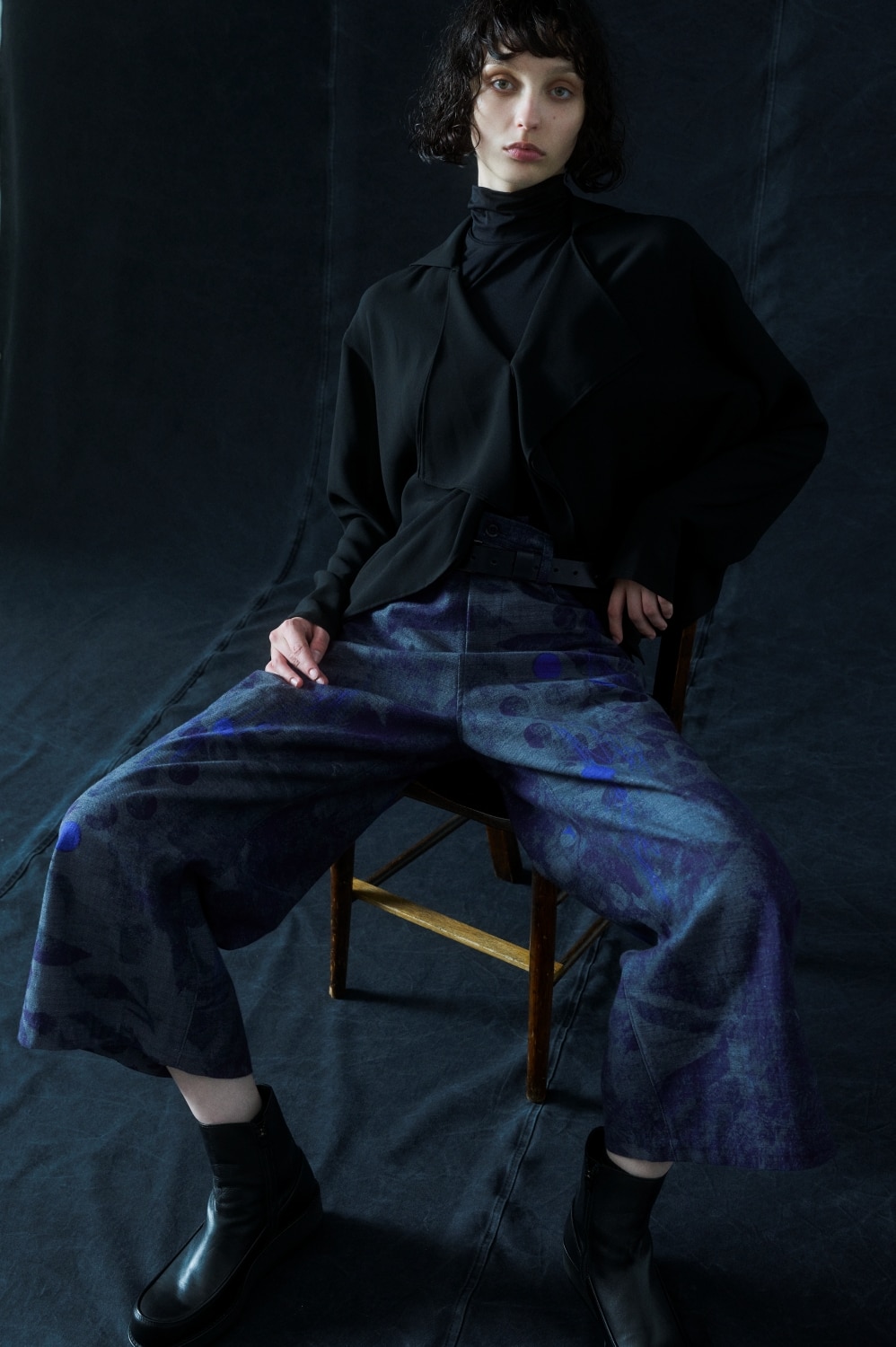 LOOK 03