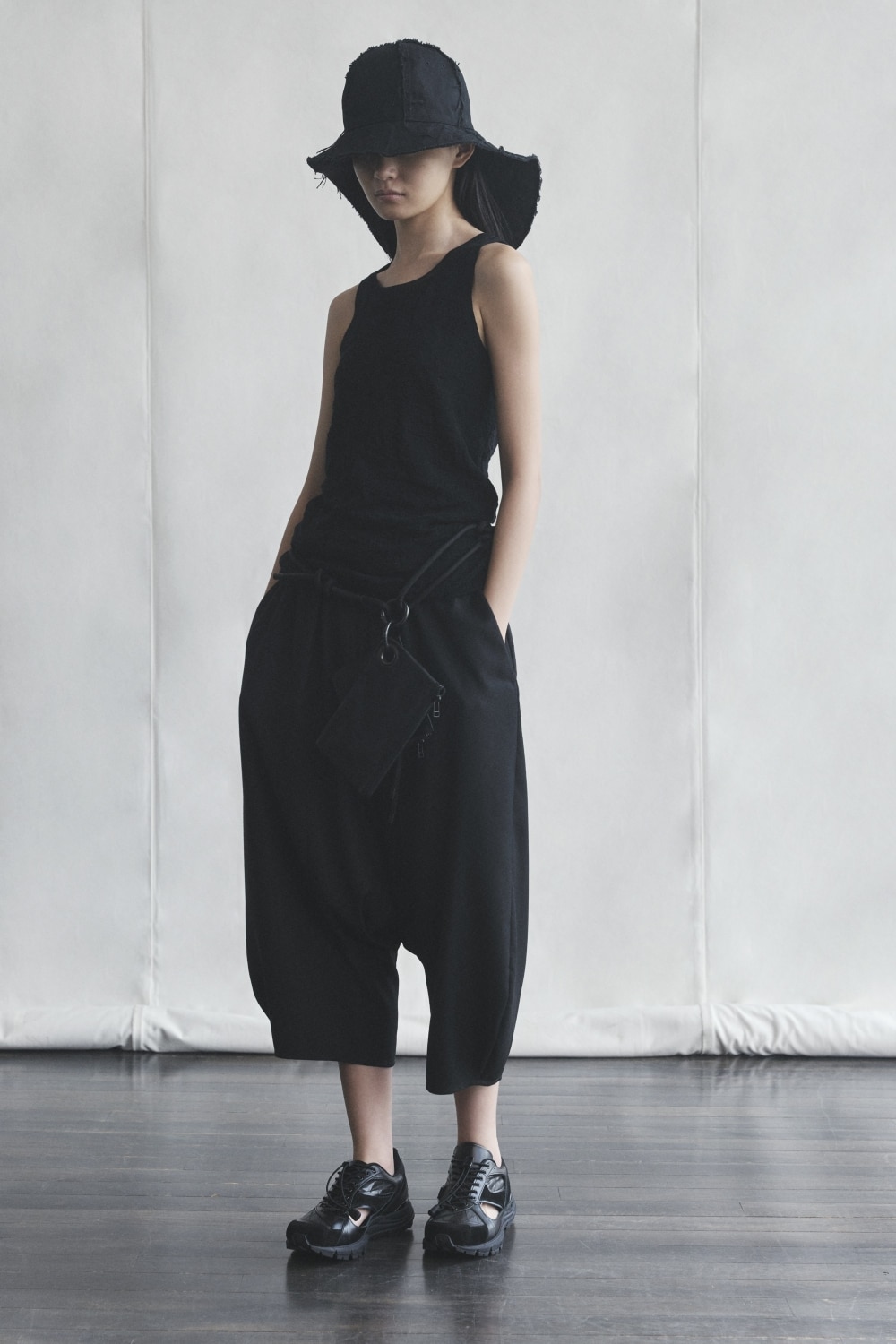 LOOK 12