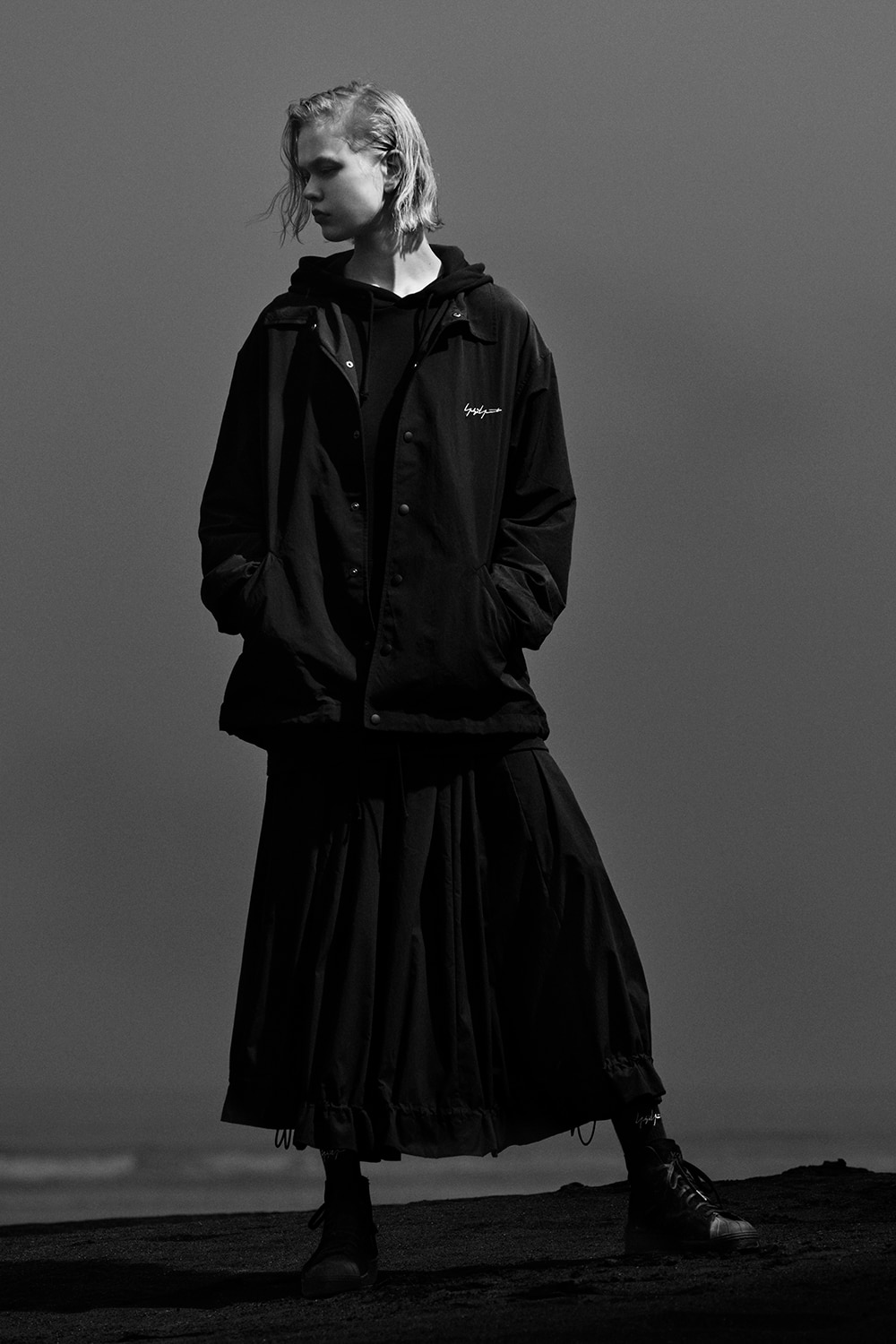 LOOK 04