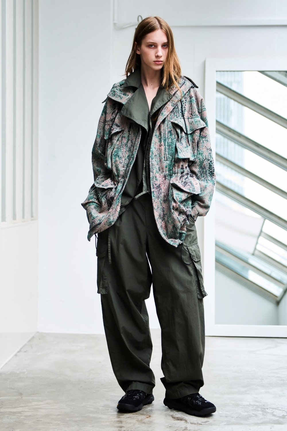LOOK 28
