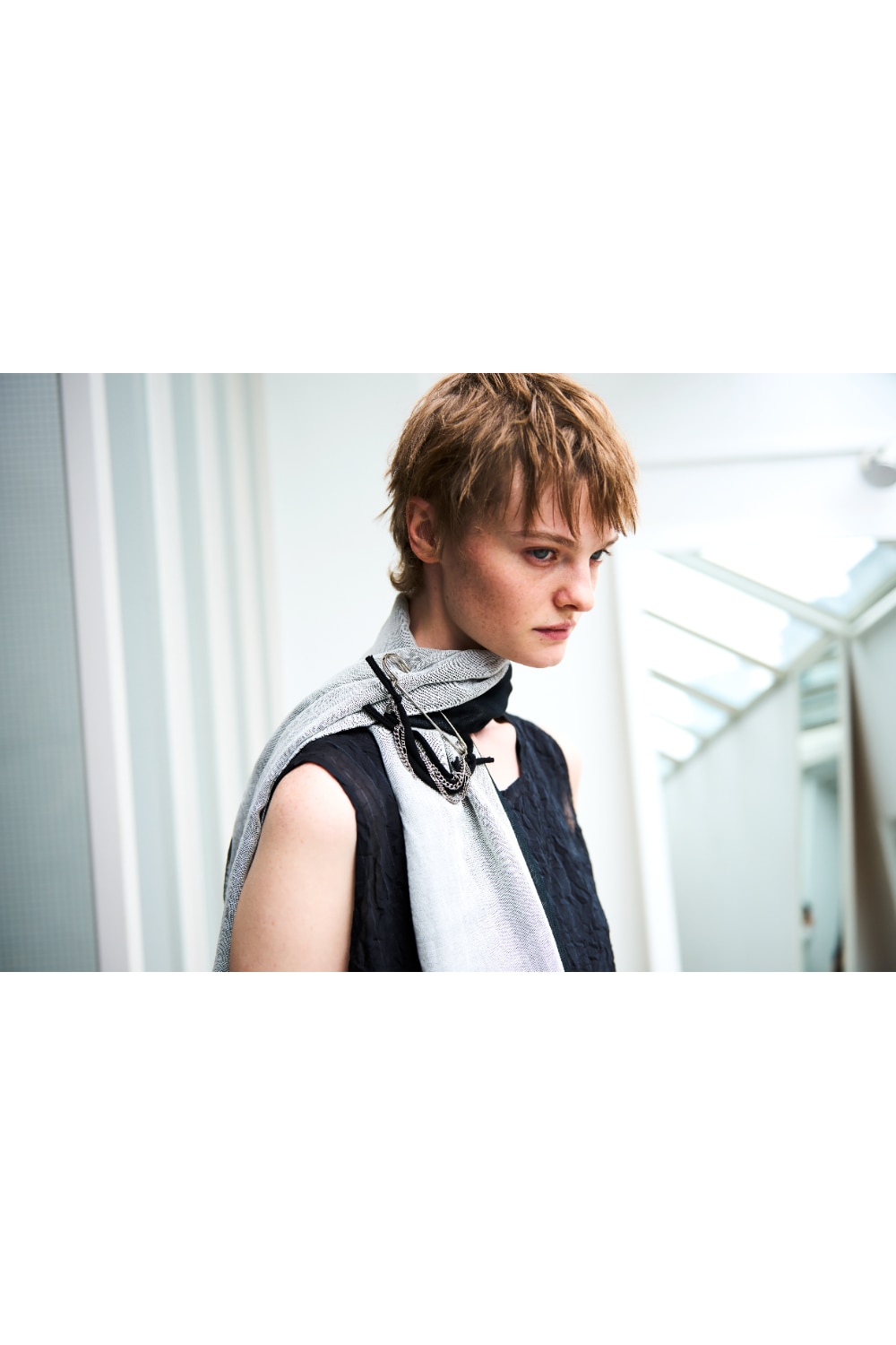 LOOK 08-2