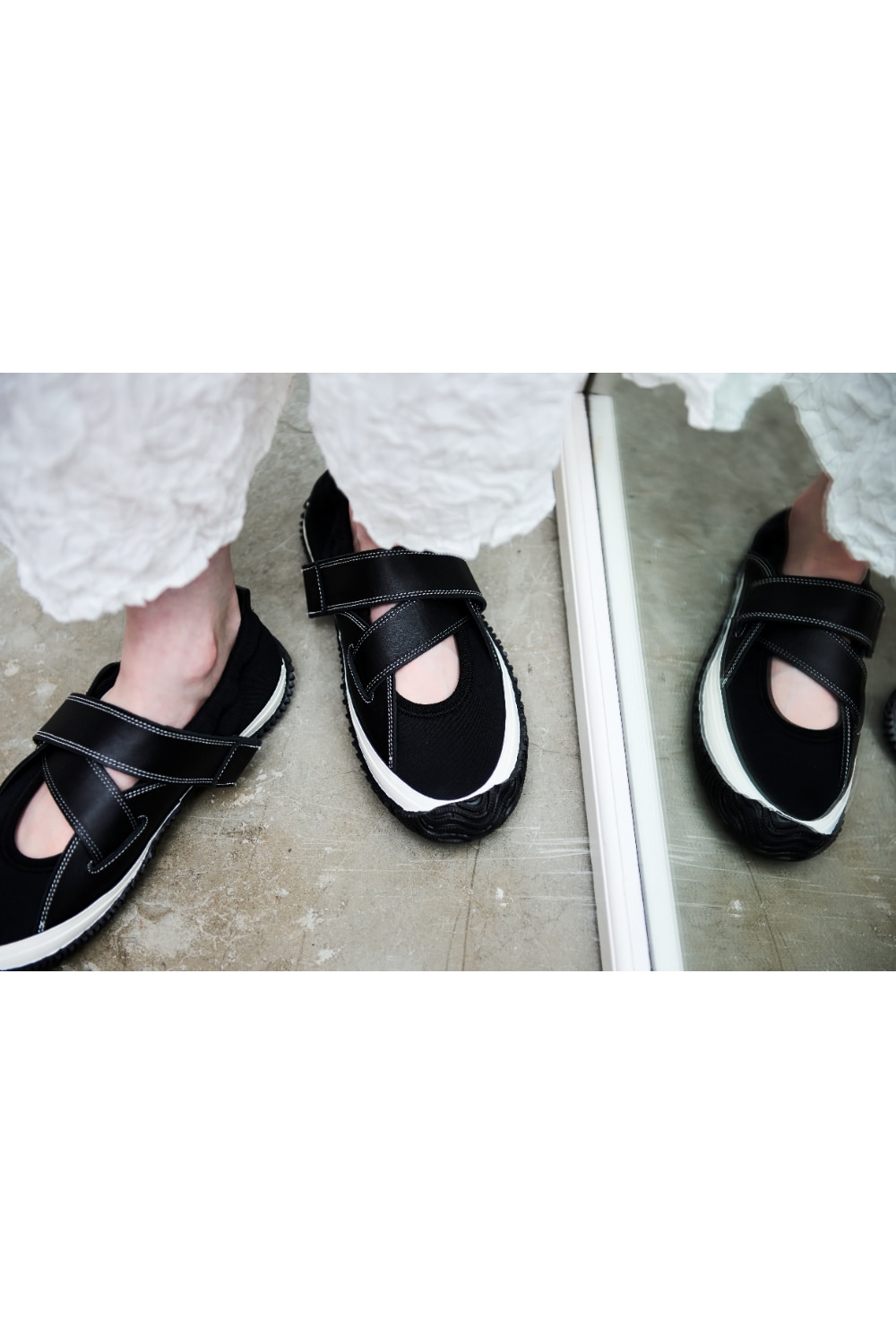 LOOK 04-2