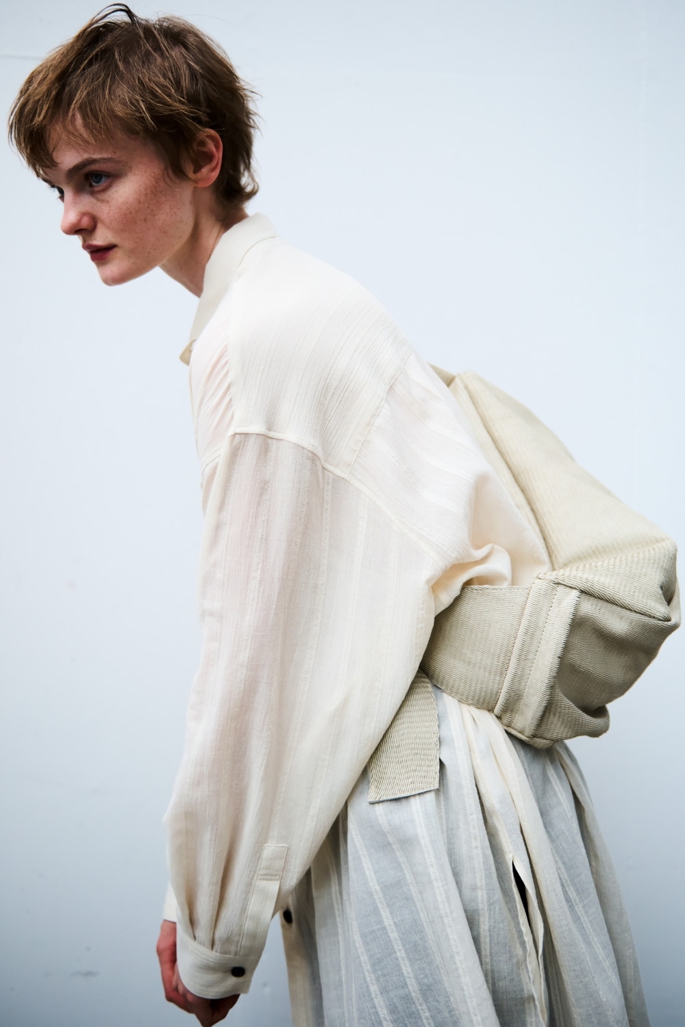 LOOK 05-2