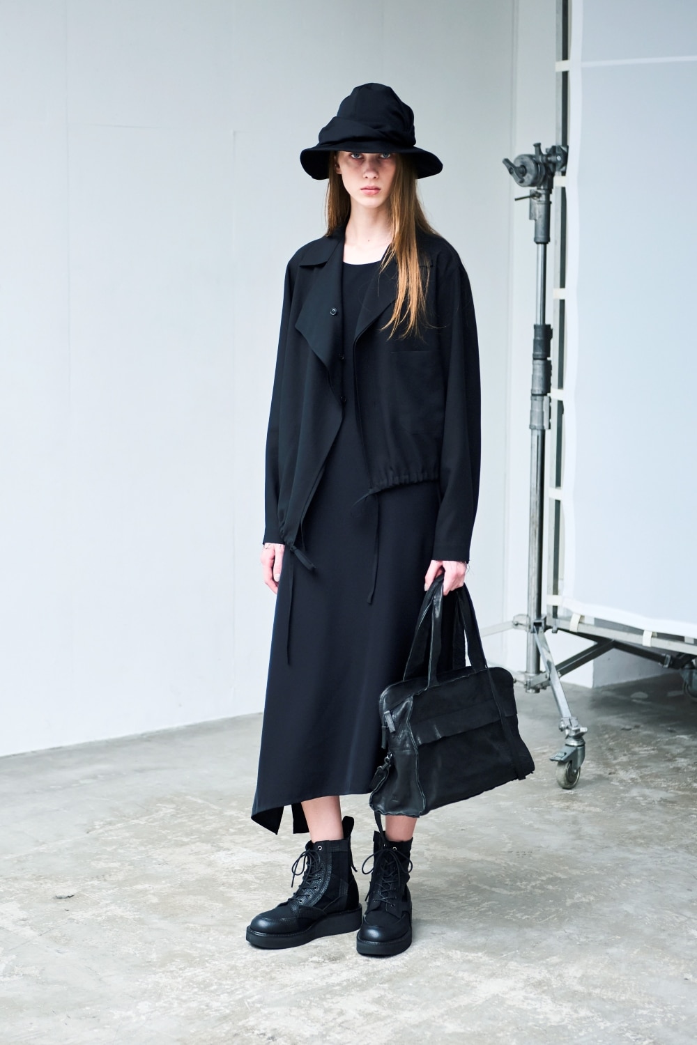 LOOK 19