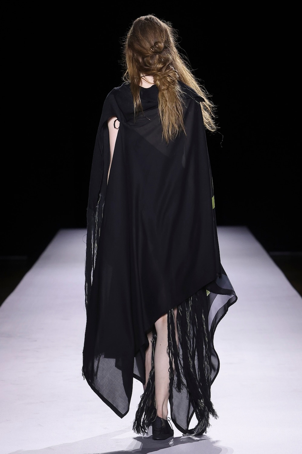 LOOK 12