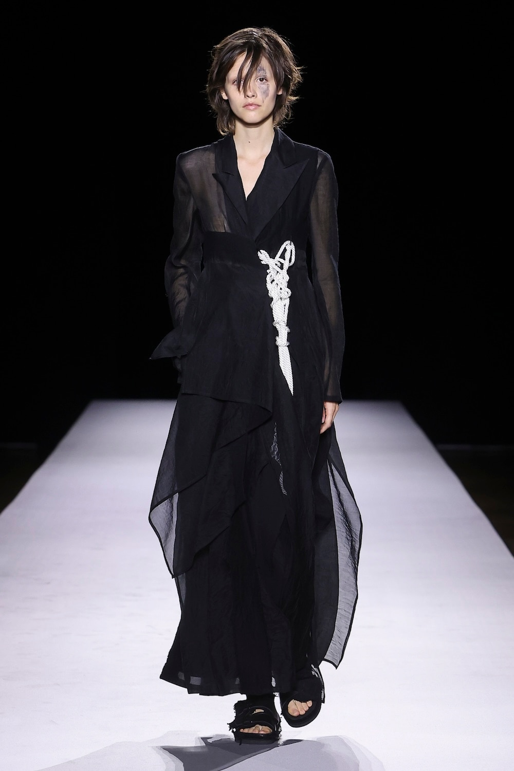 LOOK 24