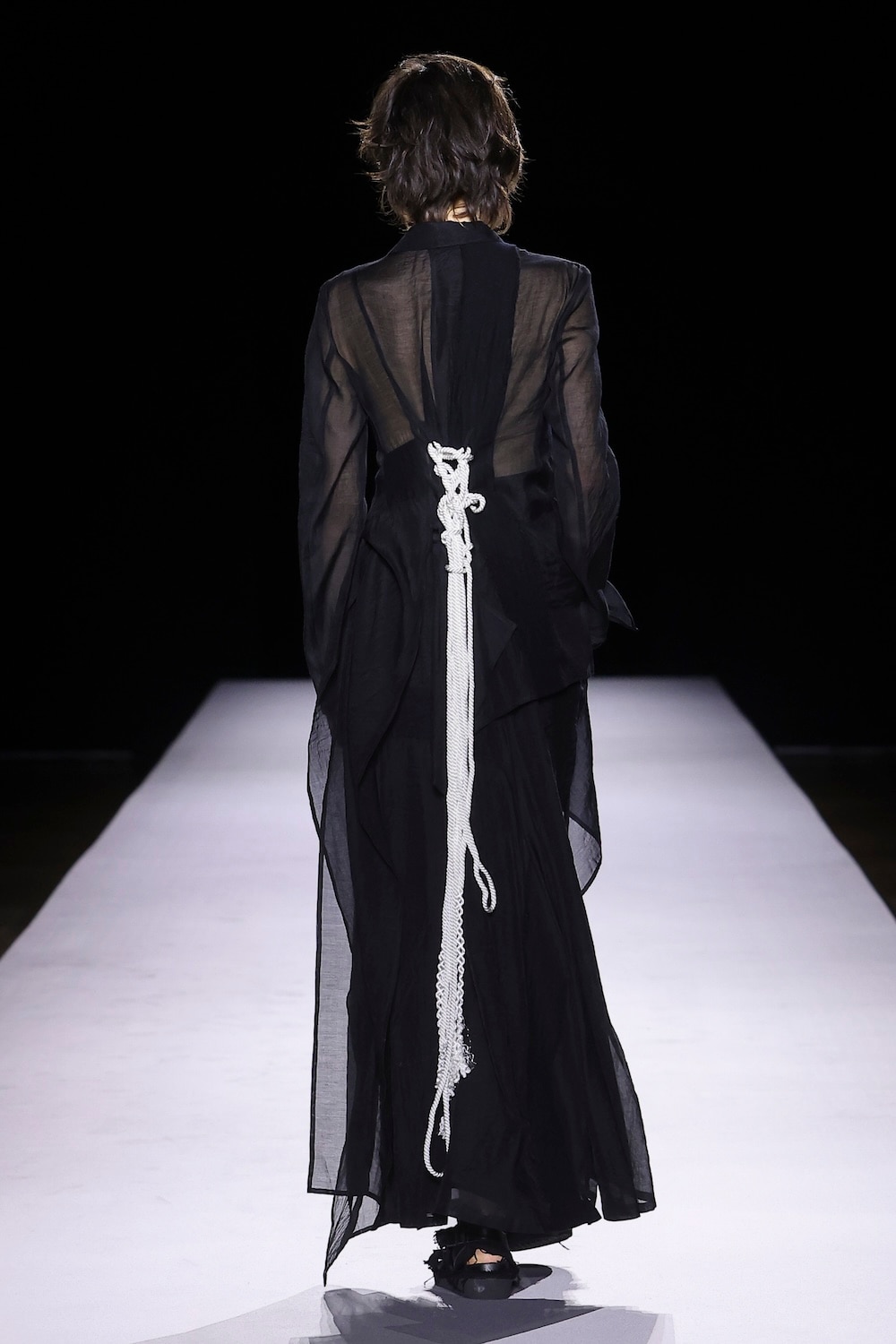 LOOK 24