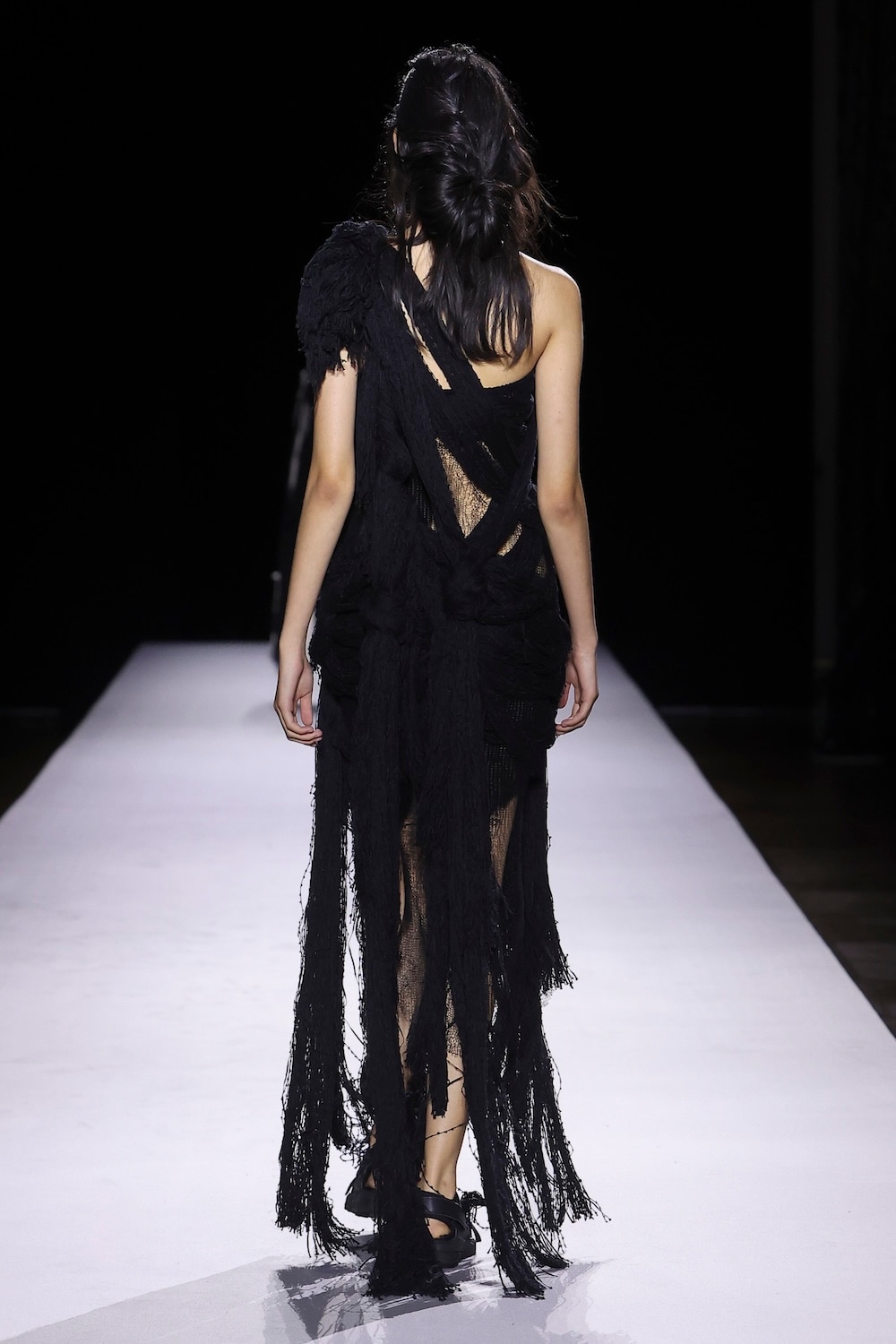 LOOK 33