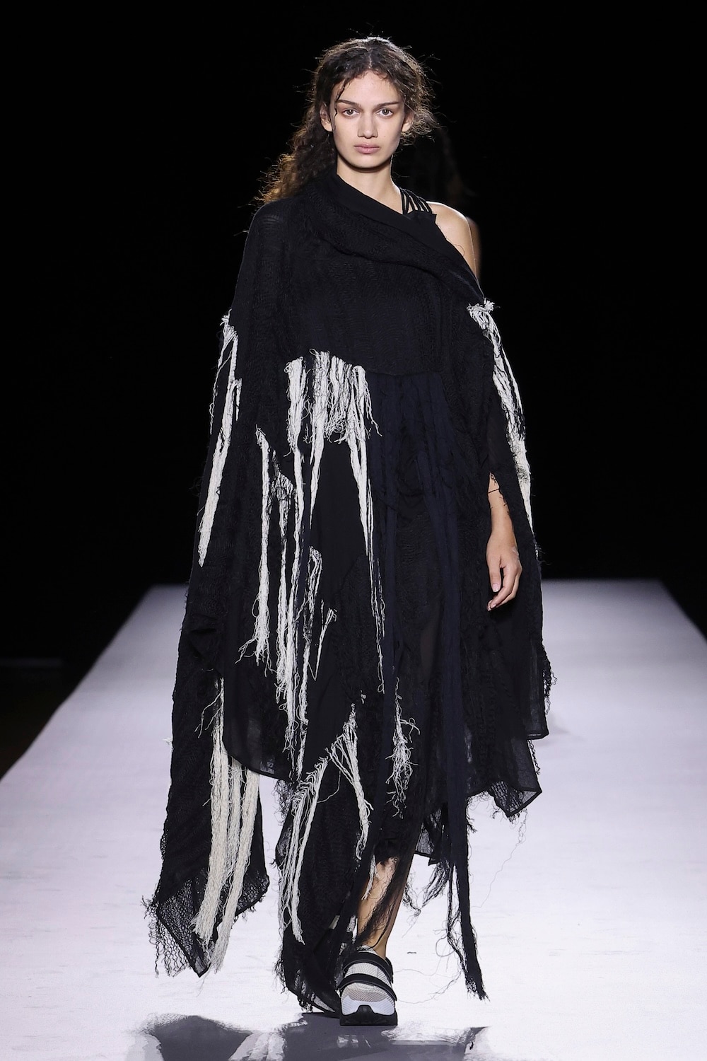 LOOK 34