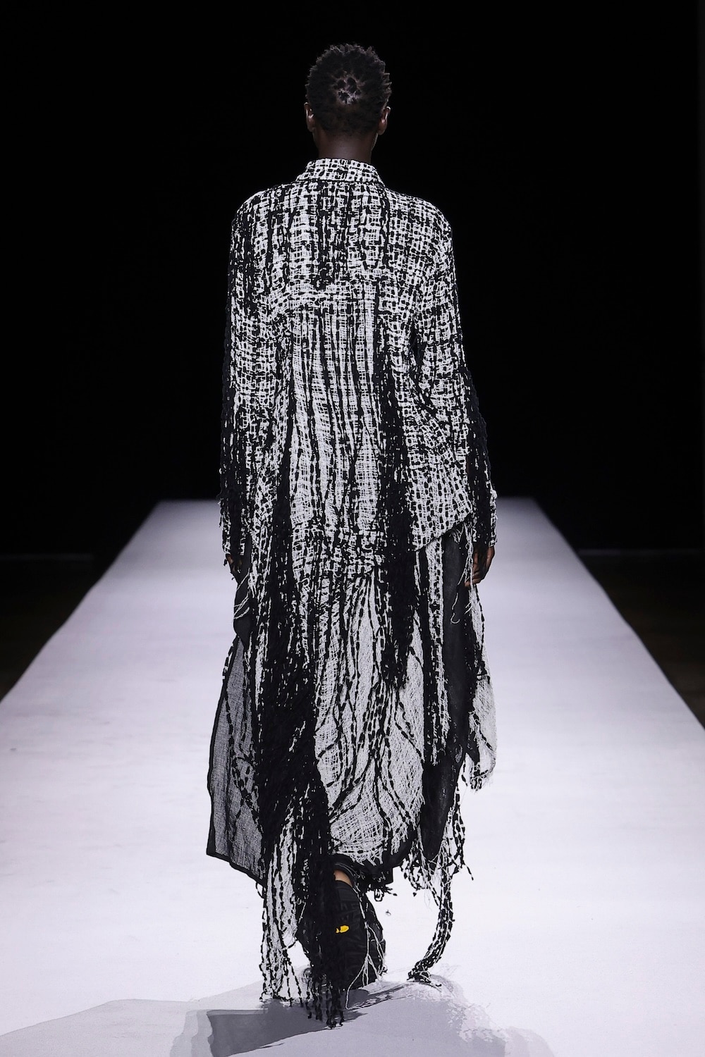 LOOK 37