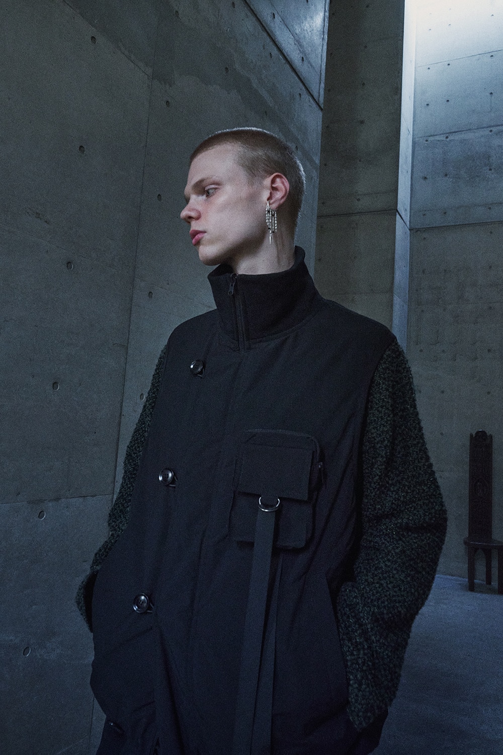 LOOK 03