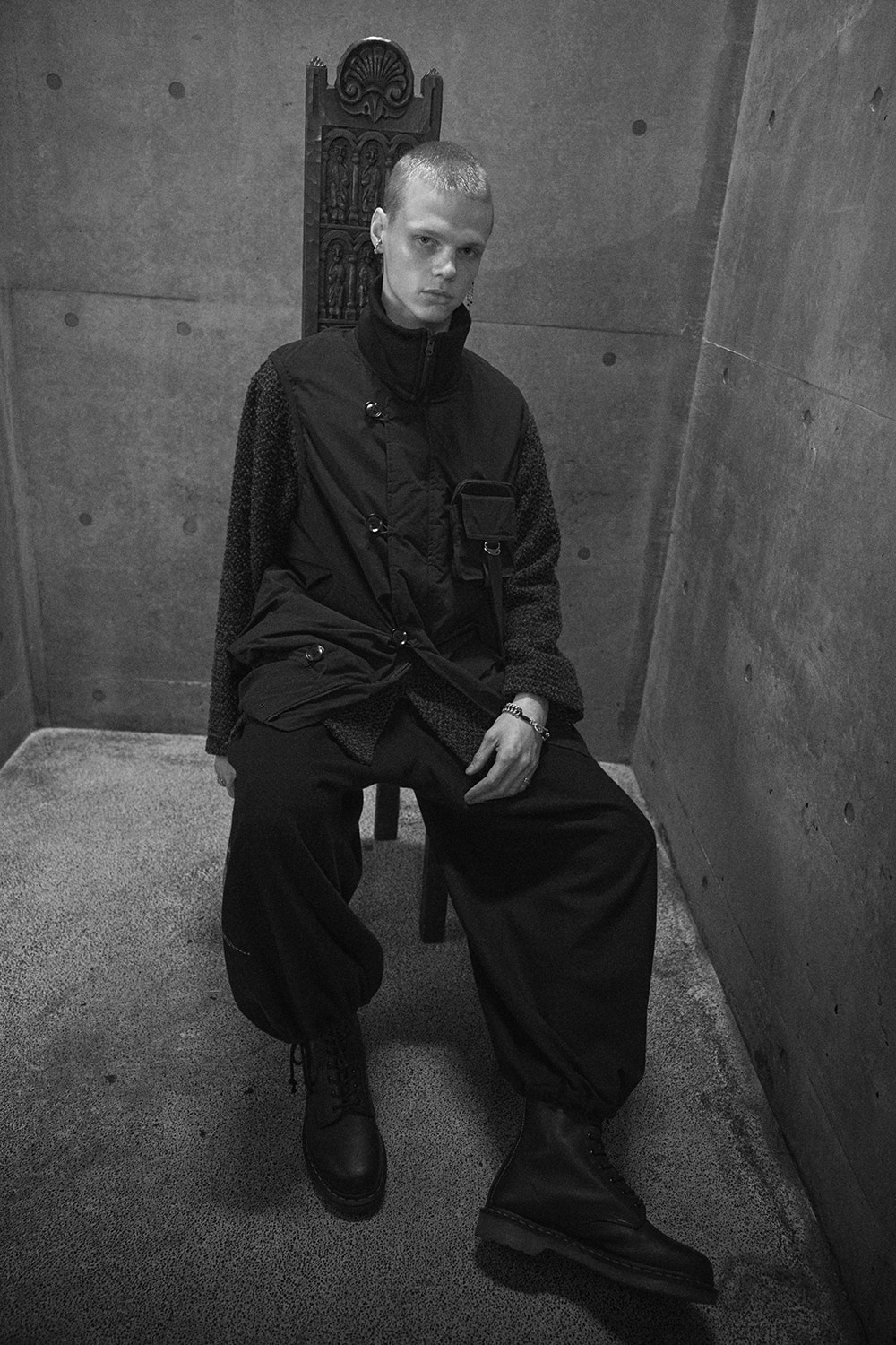 LOOK 05