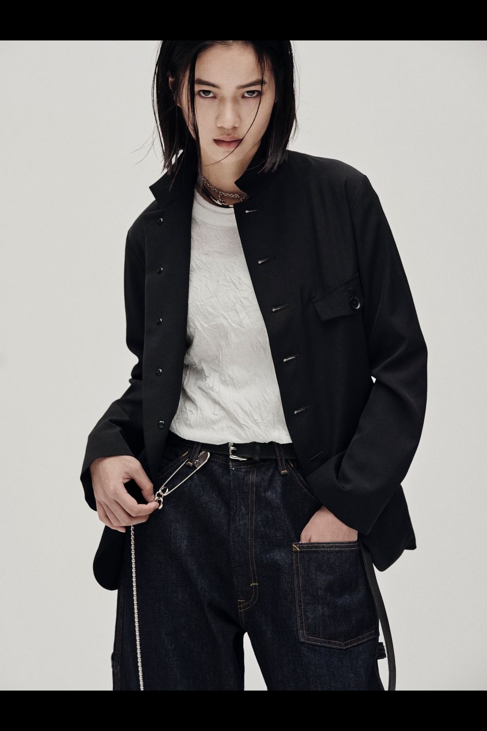 LOOK 02