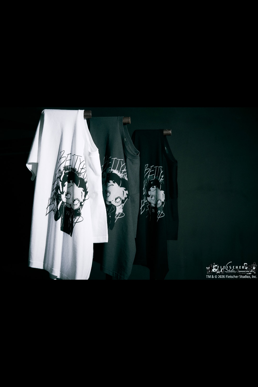 LOOK 04